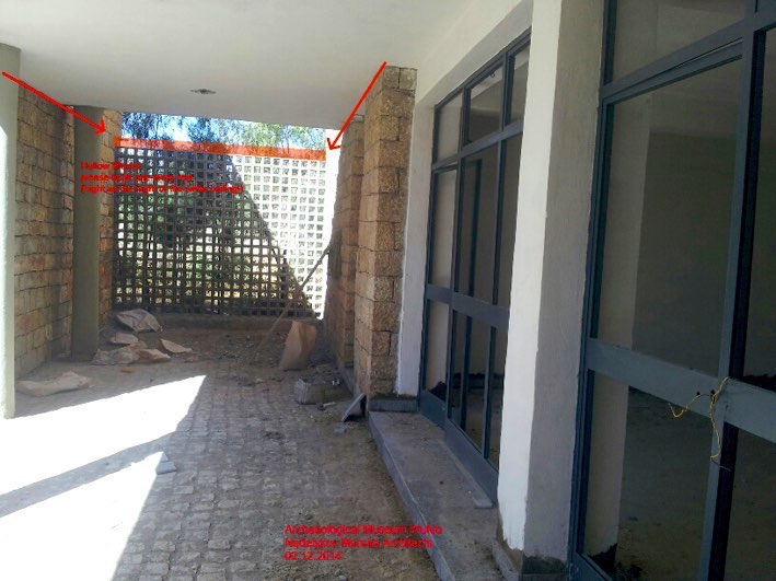 141202-WUK-Bs-035921-comment